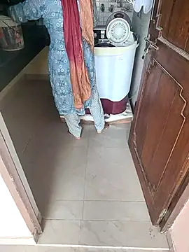 indian couple4 online show from 09-10-25, 10:15