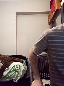 Snapshot of raskolnikovw chatting on 02-13-26, 08:38 raskolnikovw online show from 02-13-26, 08:38