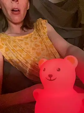 Hildas online show from 10-22-25, 11:26