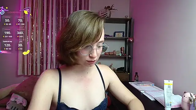 Elise Nyx online show from 01-16-26, 05:06