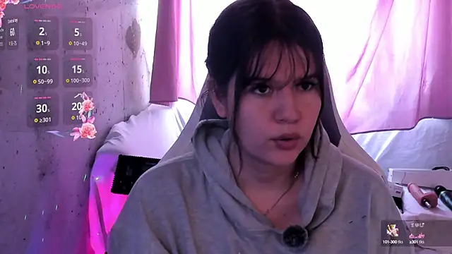 Snapshot of brii69 chatting on 10-09-25, 03:54 brii69 online show from 10-09-25, 03:54