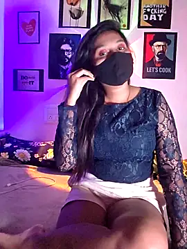 Snapshot of LOVELY__SMART__CPL chatting on 09-26-25, 05:06 LOVELY SMART CPL online show from 09-26-25, 05:06