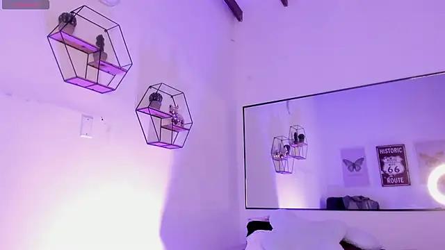 Snapshot of Little_Lau1 chatting on 10-09-25, 09:57 Little Lau1 online show from 10-09-25, 09:57