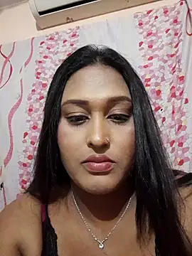 Snapshot of hotlovr chatting on 02-21-25, 09:22 hotlovr online show from 02-21-25, 09:22