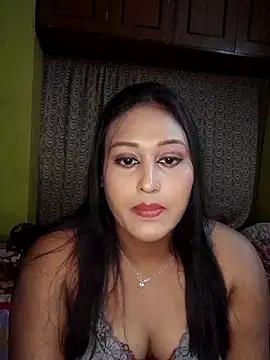 Snapshot of hotlovr chatting on 02-24-25, 08:36 hotlovr online show from 02-24-25, 08:36