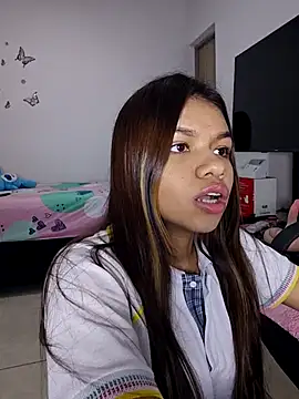 sophia ramirez12 online show from 02-18-26, 01:34