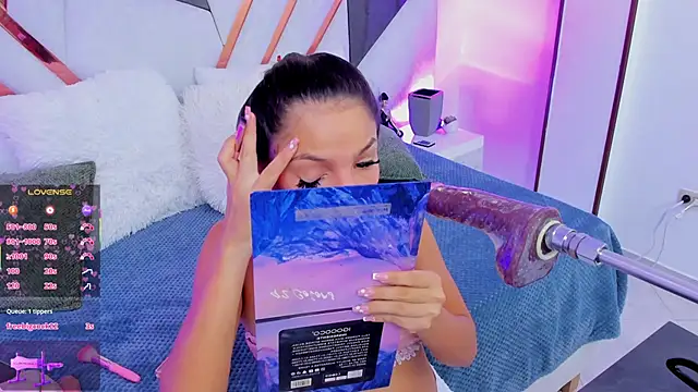 cutie sarax1 online show from 09-19-25, 12:17