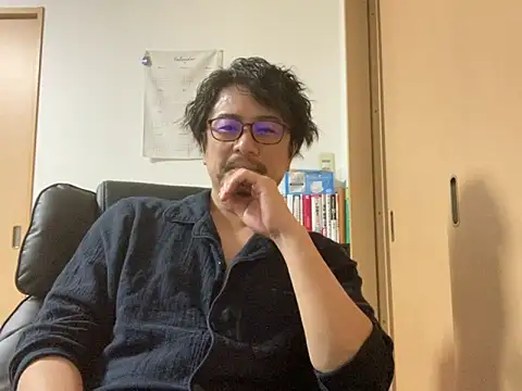 Snapshot of masato1115aa chatting on 10-17-25, 02:52 masato1115aa online show from 10-17-25, 02:52