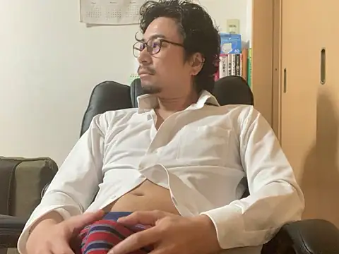 Snapshot of masato1115aa chatting on 11-26-25, 01:39 masato1115aa online show from 11-26-25, 01:39