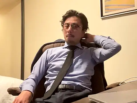 Snapshot of masato1115aa chatting on 12-16-25, 11:37 masato1115aa online show from 12-16-25, 11:37