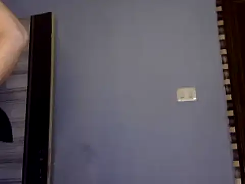 Snapshot of IND9876 chatting on 10-28-25, 05:22 IND9876 online show from 10-28-25, 05:22