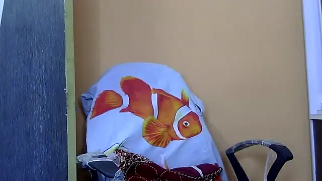 Snapshot of IND9876 chatting on 10-29-25, 01:52 IND9876 online show from 10-29-25, 01:52