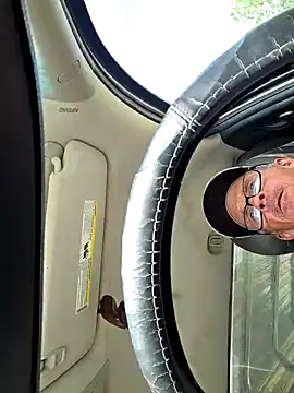 chris8827 online show from 10-07-25, 03:09