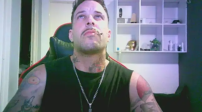 Snapshot of diroseno chatting on 02-26-25, 06:54 diroseno online show from 02-26-25, 06:54