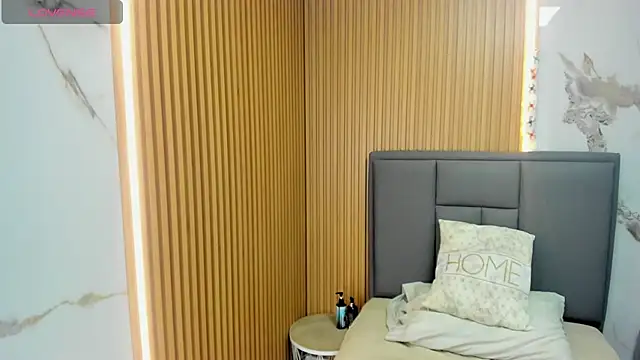 MEGANZARICK online show from 11-21-25, 03:05