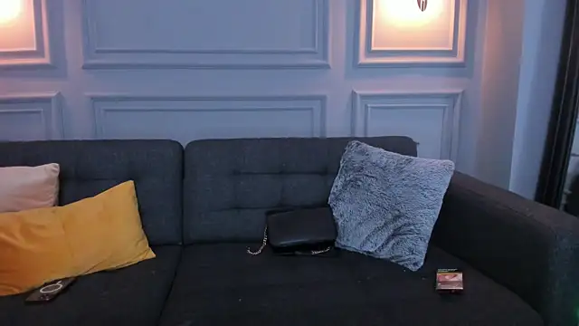 BridgitteBia online show from 03-02-25, 09:43