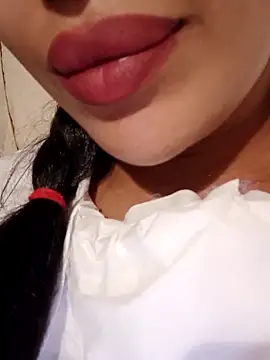 Sexlove1xo online show from 11-05-25, 02:17