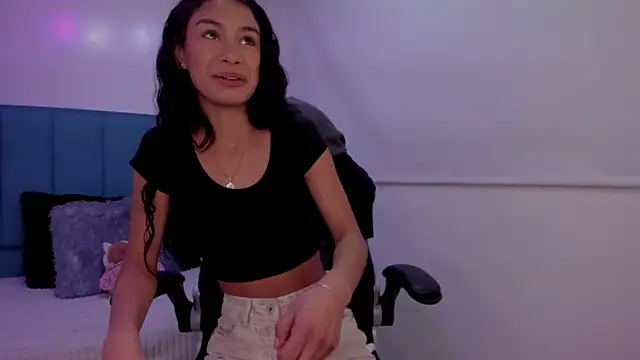 Anniie  Evans online show from 10-07-25, 02:36