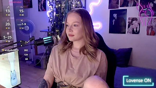 lissallor  online show from 02-25-25, 01:06