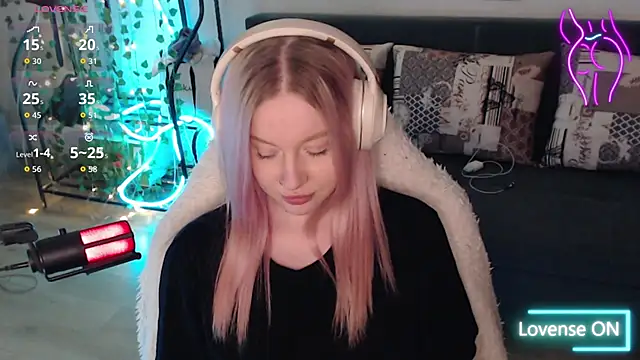 lissallor  online show from 10-04-25, 12:52