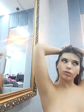 Bella Posh online show from 10-23-25, 04:23