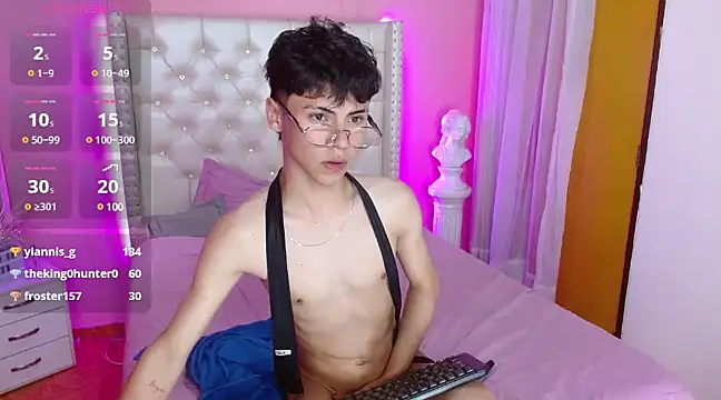 callum 77 online show from 03-14-25, 09:24