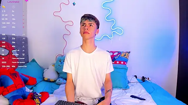 callum 77 online show from 10-10-25, 05:17