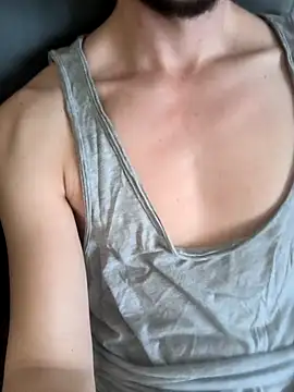 Snapshot of Aloxix chatting on 02-27-25, 09:54 Aloxix online show from 02-27-25, 09:54