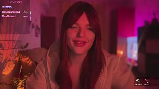 Snapshot of CherryRed_Girl chatting on 02-21-26, 08:54 CherryRed Girl online show from 02-21-26, 08:54