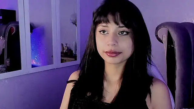 Snapshot of Seren_Bleck chatting on 10-21-25, 02:45 Seren Bleck online show from 10-21-25, 02:45