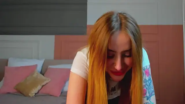  BunnyDollStella  online show from 03-15-25, 12:58