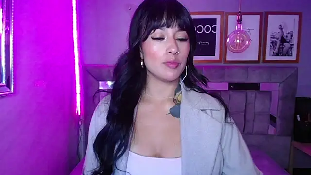 Isabella Collen v online show from 03-19-25, 12:34