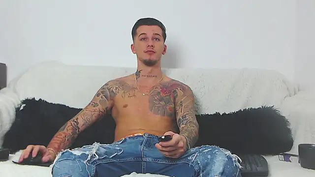 Snapshot of Zzedd chatting on 11-28-25, 03:09 Zzedd online show from 11-28-25, 03:09