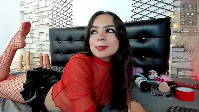 Snapshot of Agata__Rose chatting on 10-05-25, 11:30 Agata  Rose online show from 10-05-25, 11:30