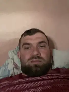 Snapshot of daniel21p chatting on 03-15-25, 04:10 daniel21p online show from 03-15-25, 04:10