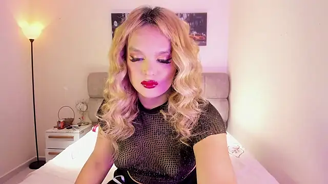 ScarletThompsonx online show from 10-04-25, 12:30