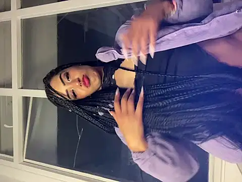 MichelleDiaz Pink online show from 03-11-25, 07:48