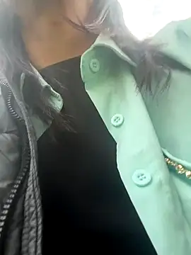 MichelleDiaz Pink online show from 11-18-25, 08:57