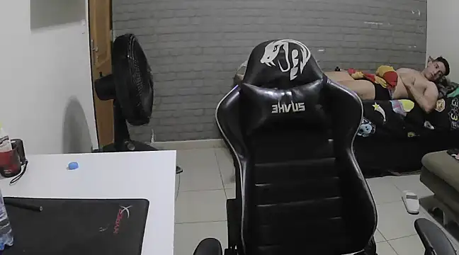 Snapshot of brancooodonto chatting on 03-19-25, 04:36 brancooodonto online show from 03-19-25, 04:36