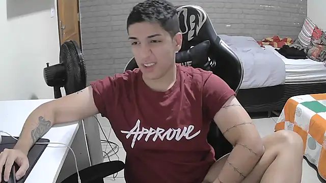 Snapshot of brancooodonto chatting on 12-03-25, 01:02 brancooodonto online show from 12-03-25, 01:02