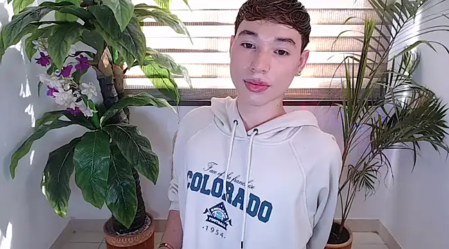 Snapshot of cod_dolll chatting on 02-27-25, 09:25 cod dolll online show from 02-27-25, 09:25