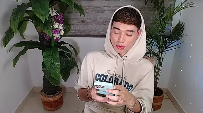 Snapshot of cod_dolll chatting on 03-14-25, 12:32 cod dolll online show from 03-14-25, 12:32