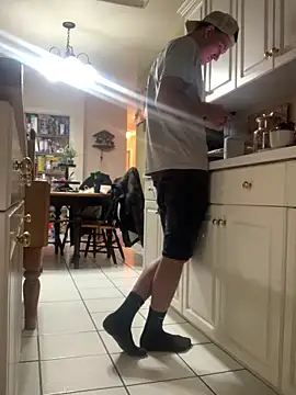 Polaroid White online show from 03-08-25, 11:49