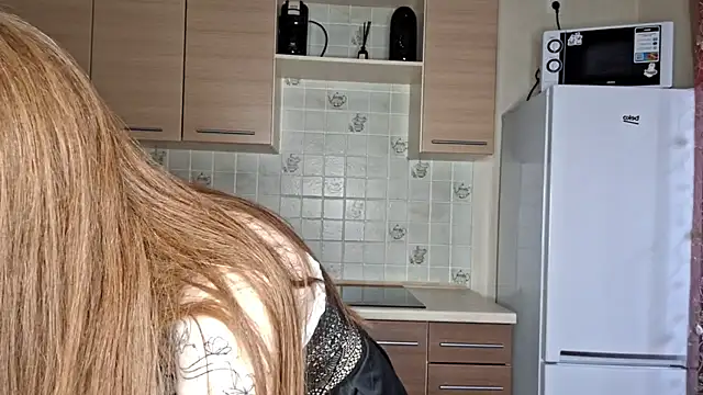 Adele kawaii online show from 03-19-25, 11:17