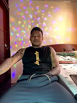 Snapshot of Saipuer31 chatting on 01-14-26, 07:08 Saipuer31 online show from 01-14-26, 07:08