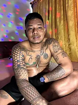 Snapshot of Saipuer31 chatting on 01-18-26, 11:58 Saipuer31 online show from 01-18-26, 11:58