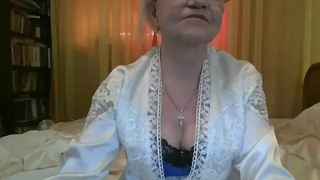 Heidi-Helga online show from 02-25-25, 06:20