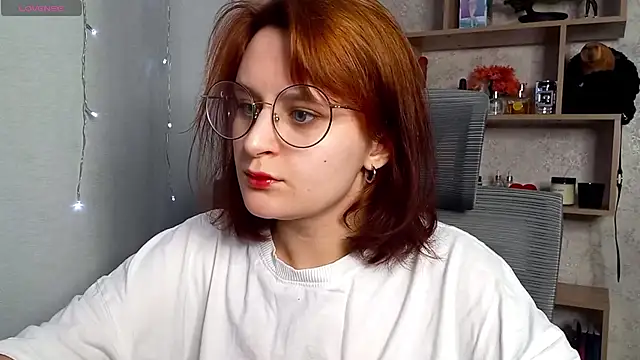 Snapshot of Sonya_mikki chatting on 02-28-25, 11:12 Sonya mikki online show from 02-28-25, 11:12