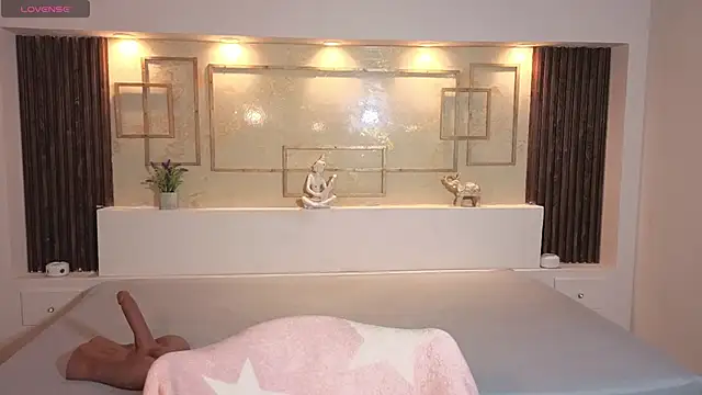 ChloeMoon9 online show from 11-11-25, 09:53