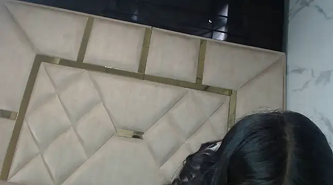 Kendall 6669 online show from 03-15-25, 01:07